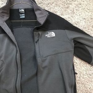 North Face Men’s lightweight jacket